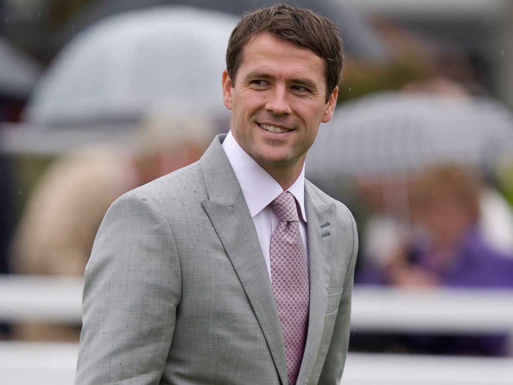 Happy Birthday to Michael Owen: a gentleman who can work a suit on and off the field! 