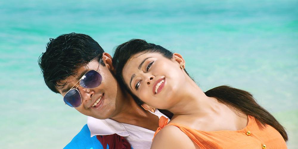 ReelBoxTV's tweet photo. Jai Lalitha - A cocktail of comedy, drama , romance and action now on http://t.co/L5LyHhnfqC http://t.co/xgUVN6Pgg5 http://t.co/v7B3kpTlUW