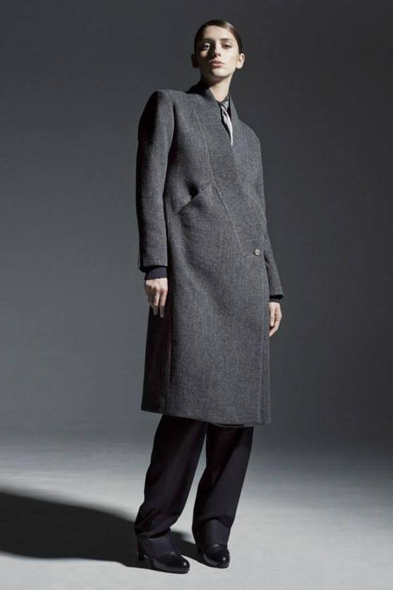 StoreMoi's tweet photo. #gustavolins #gustavolinsclothing #ateliergustavolins #coats #abrigos #fallwinter2014 #trends #barcelona #elborn http://t.co/SYeQ89ZOdj