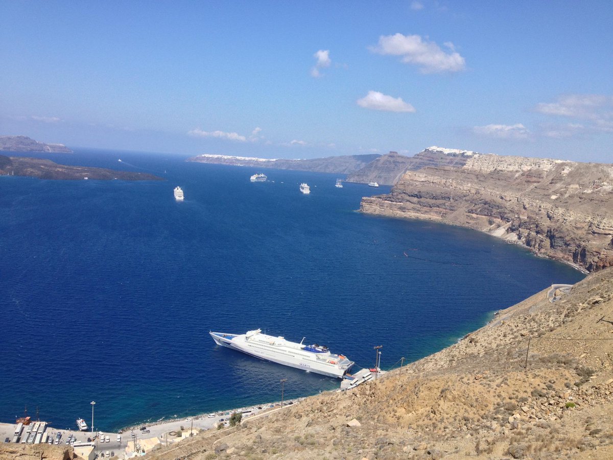 SantoriniUnique's tweet image. santorini-day-tours.com
#santoriniexcursion, #santorinishoretrip,#santoriniwinetours, #santoriniguidedtour,#excursions