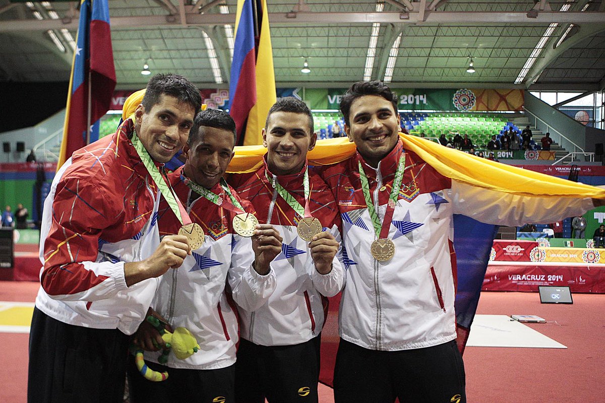 #Galeria ¡Revive! el triunfo tricolor #Veracruz2014 mindeporte.gob.ve/galerias/galer…
