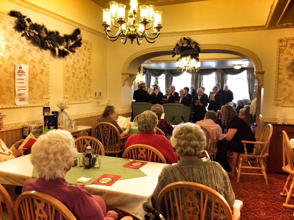 PromCareHome's tweet image. The Salvation Army visited us this afternoon to perform traditional Christmas carols 🎤