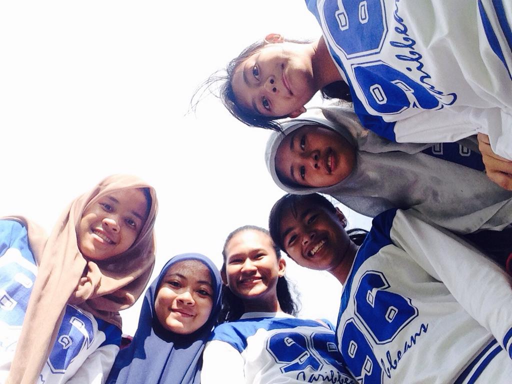 firdaatsalis's tweet photo. caribbeans96👪💞😘 http://t.co/SikoAZIiCl