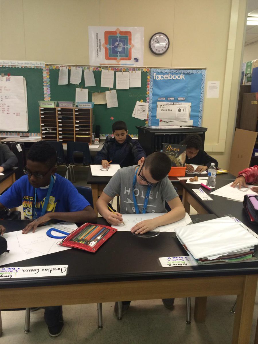 JPorrovicchio's tweet photo. Creating wintery scenes using geometric shapes @g_antalffyBCPS @LoganElementary @JoePulvino #halfdaymathday #ffles http://t.co/H8jHUJvoBi