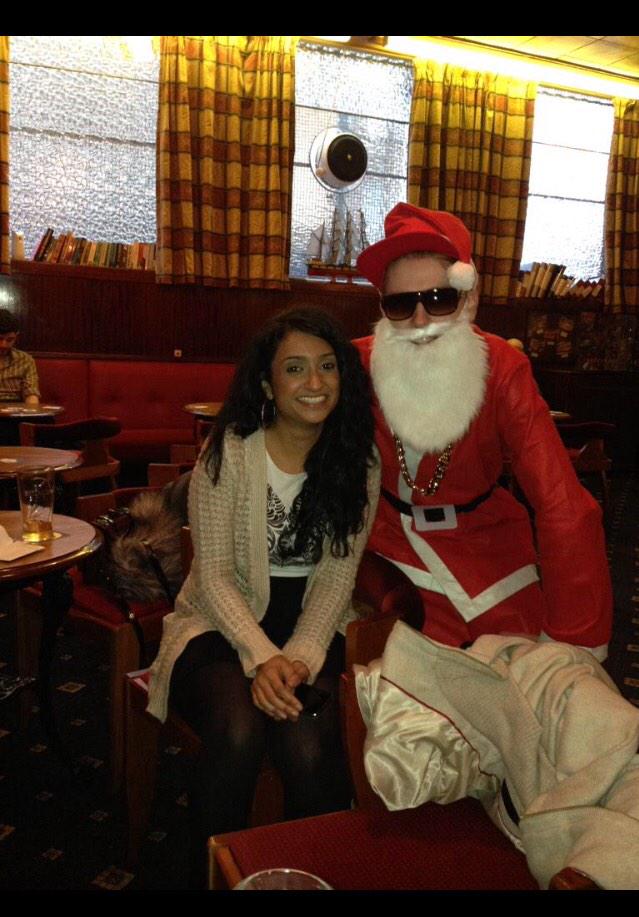 ShareenSMS's tweet photo. #SMSChristmas #hipstersanta @Thelaurieston http://t.co/KMyKzQrM8t