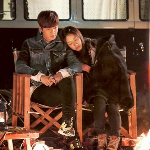 Adrvaaa's tweet photo. Time to sleep☺good night everybody😚 #KimTan #ChaEunSang #LeeMinHo #ParkShinHye #theheirs #campscene #memories http://t.co/ibIs2sxs9n
