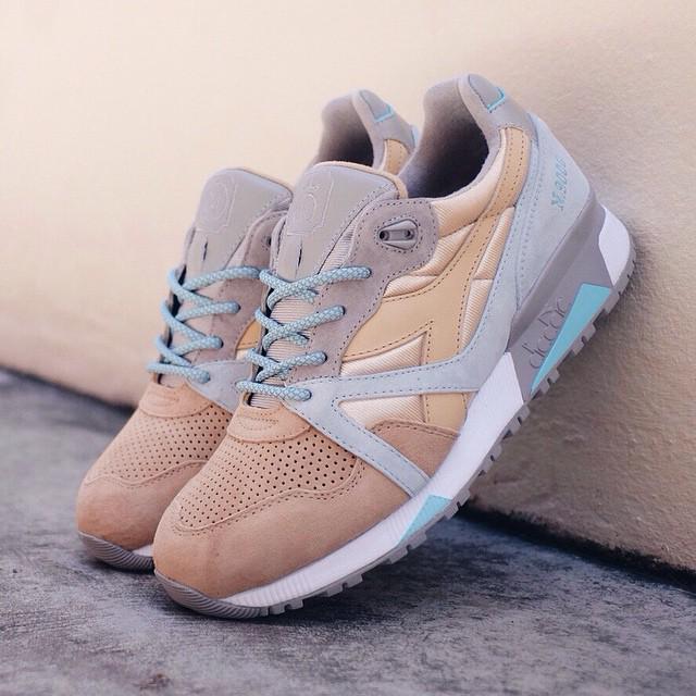 Punto de partida mil tornillo Sneaker Shouts™ on Twitter: "The handmade in Italy 24 Kilates x Diadora  N.9000 "Sol" from the "Sol y Sombra" Pack drops 12/13.  http://t.co/vQ0ApZTLQv" / Twitter