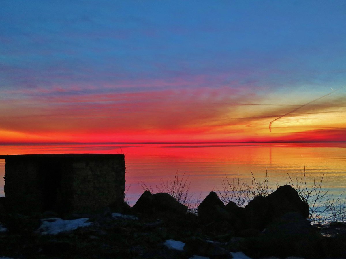 Follow The VillagePump on Twitter