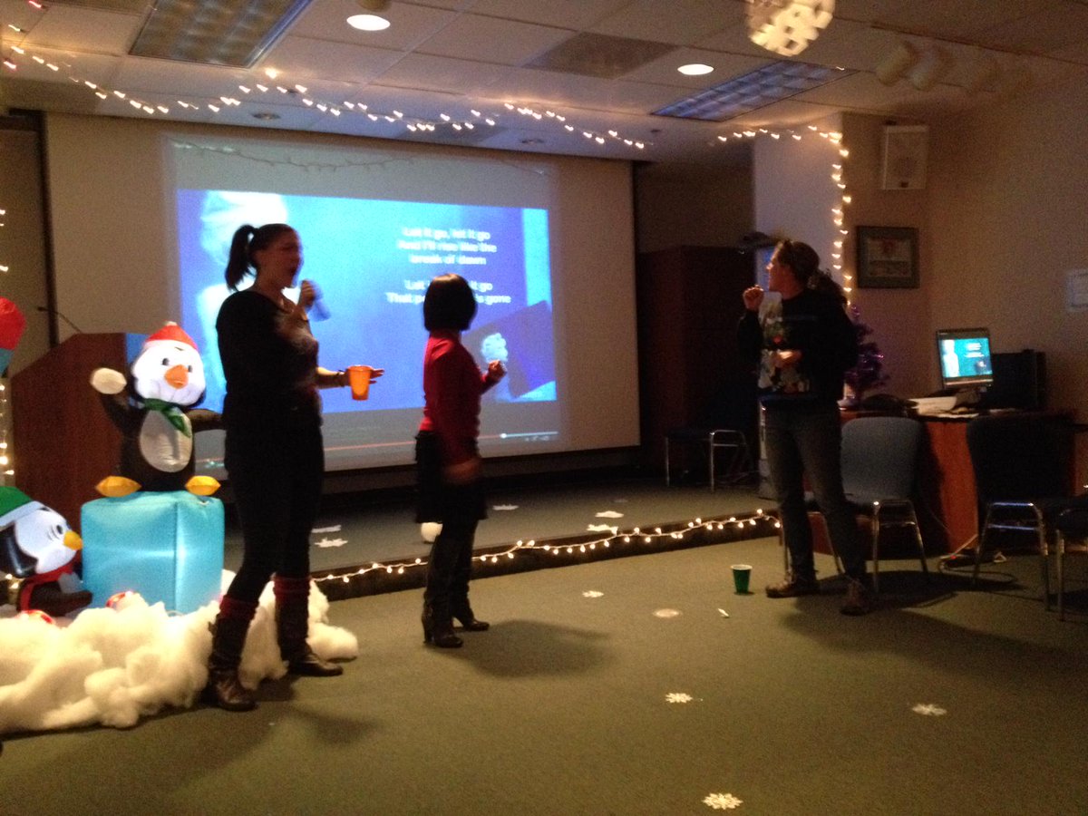 tj_moyer's tweet photo. Decorating, karaoke, &amp; hanging with friends: Vanessa, Saori, Emily, Libby, Lauren, Heather &amp; Amy. #ccpholiday2014 http://t.co/iEGIdM49E8