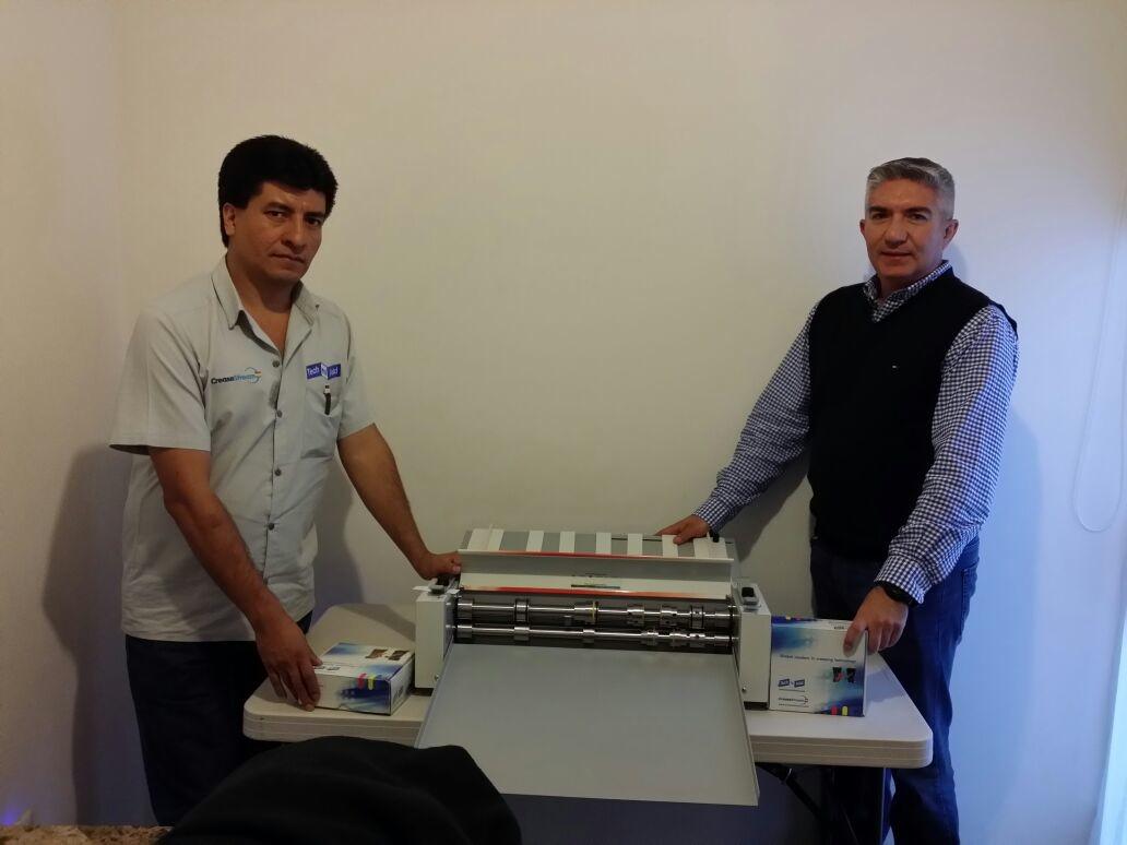 Technifold_MX's tweet photo. Nuestros amigos de @LSSInstitute acaban de adquirir una CreaseStream Mini Standard,con la cual serán mas eficientes! http://t.co/2i7ufbujDj