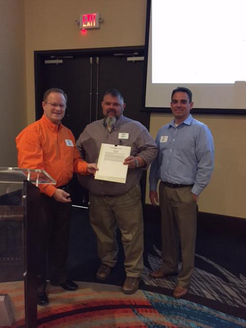 MesserKnox's tweet photo. Todd Sasser rcvd the '14 Community Service Award for his contributions 2 @RebuildKnox @KnoxCan &amp; many other charities http://t.co/0Rzr7oBgow
