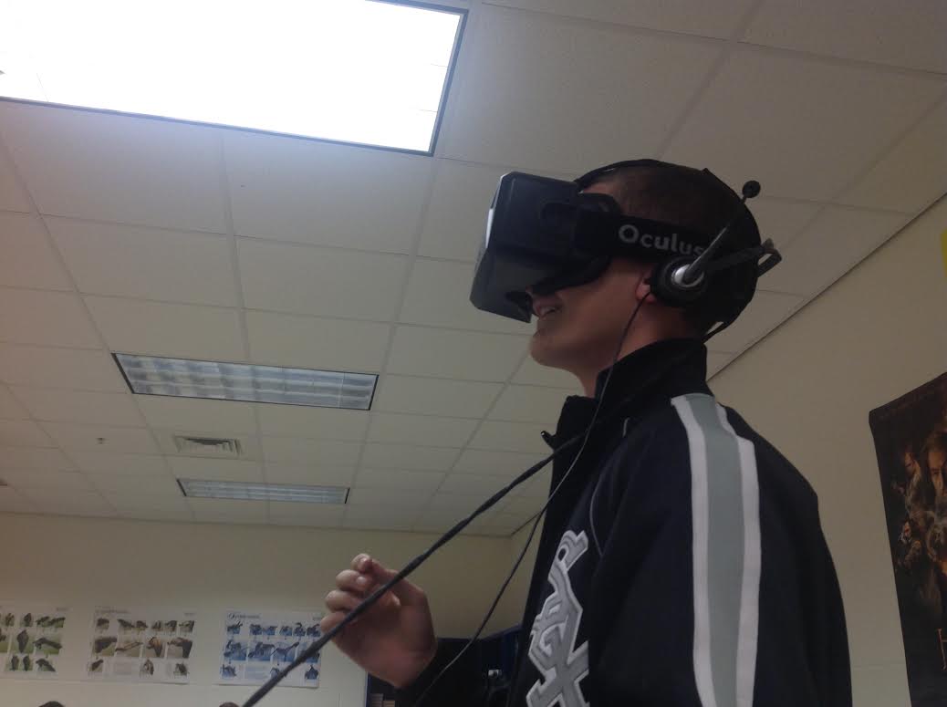 TechnoAl1's tweet photo. Touring the Solar System in Virtual Reality. It's a great way to visit the planets without NASA's budget. http://t.co/lDDYDV5LEi