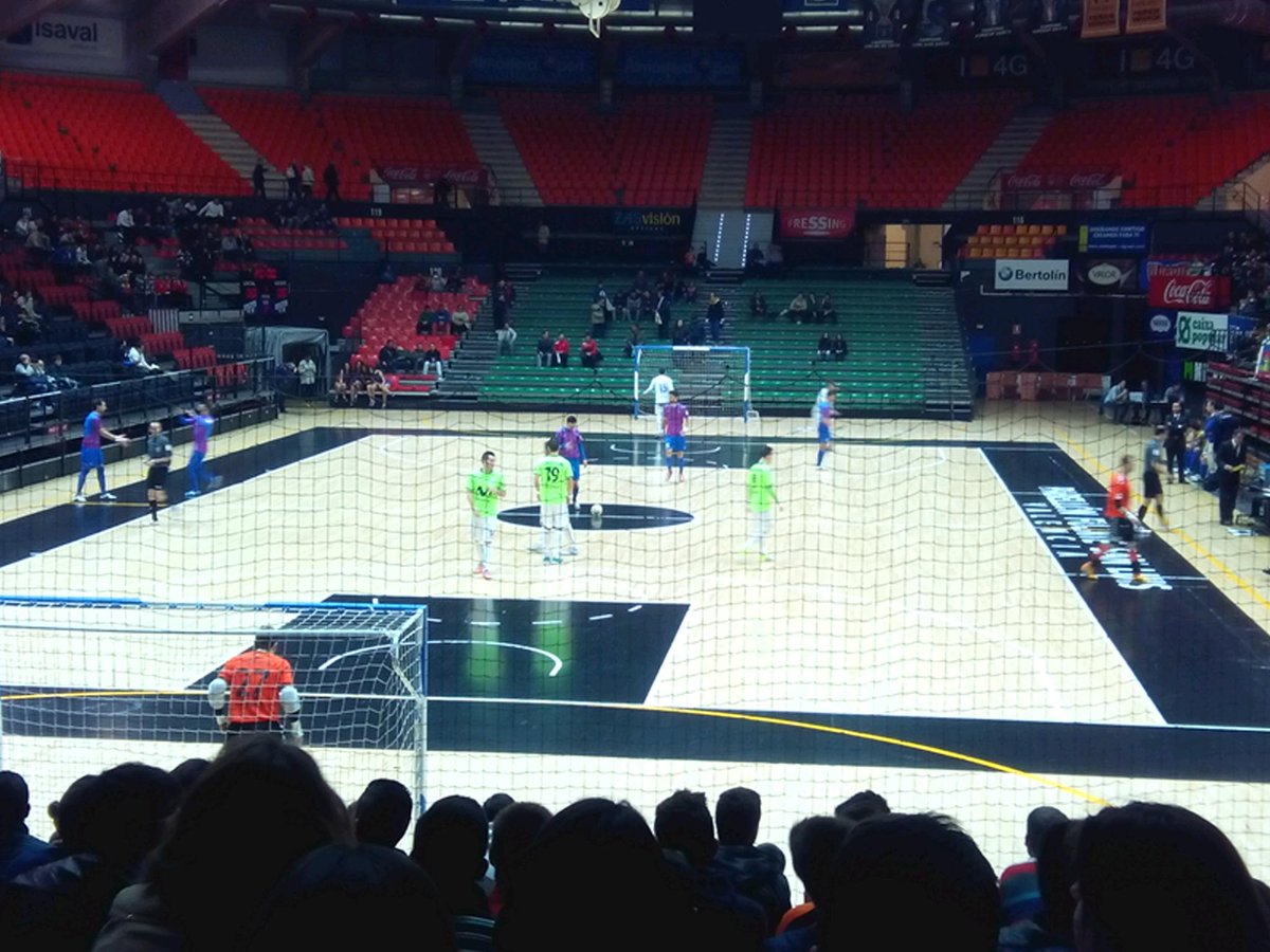 xanky7's tweet photo. Listos para ver en directo el Levante-Inter. http://t.co/vmHhlAwC4x