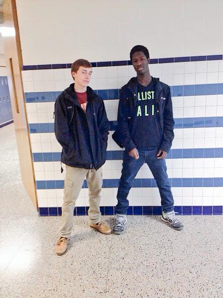 187wannyyy_'s tweet photo. ON SOME COOL SHIT , WIT MY WHITE HITTA DREW 😈 . 3⃣'s UP !!
#3OOO http://t.co/fVMkVW0DMG