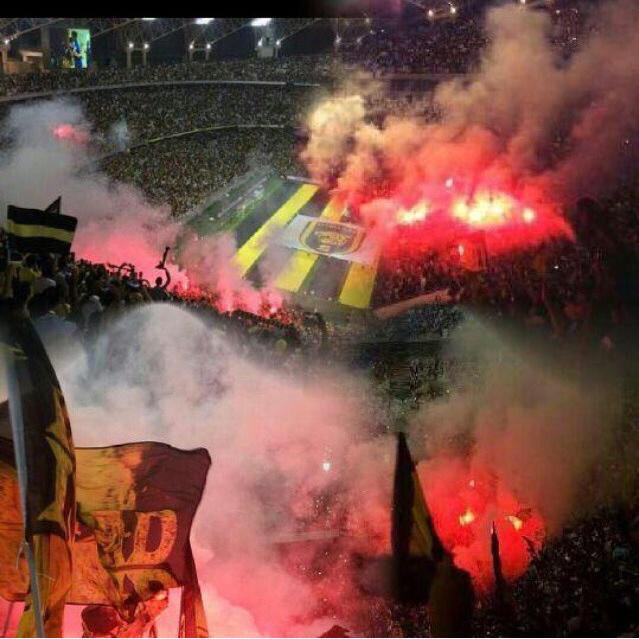 faisalalesaa's tweet photo. جمهور لايستحق الخسارة ...

#الاتحاد http://t.co/f0YCftG9kD