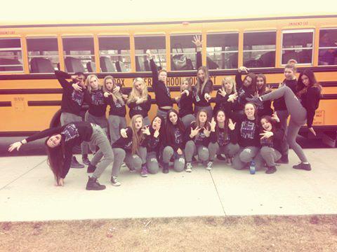 Kenzie_Heil's tweet image. we ready. #firstcomp #squadgoals ✔