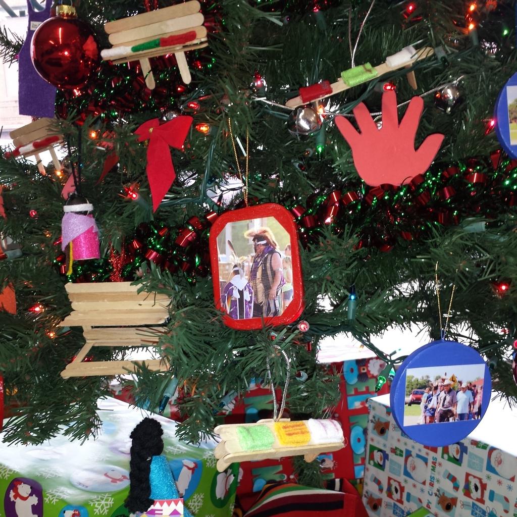 OsageNews's tweet image. The #osagenews tied for first place in this year's #osagenation department #christmastree decorating contest.