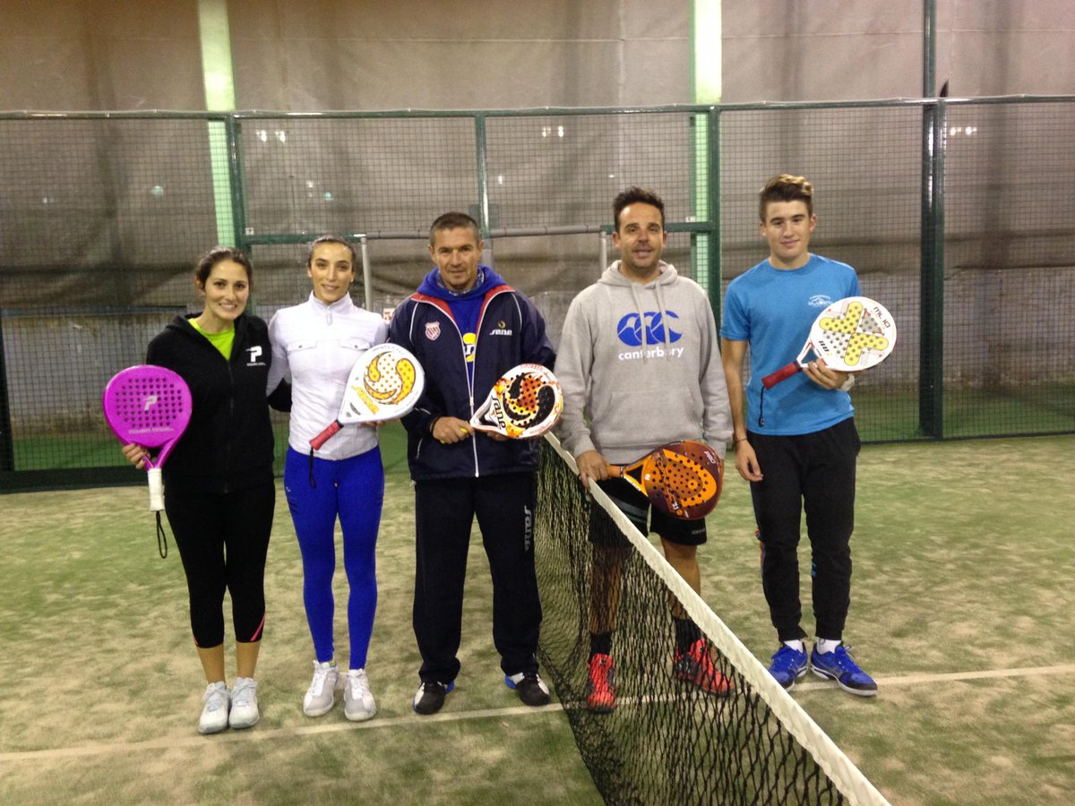 padelalmaximo tweet picture