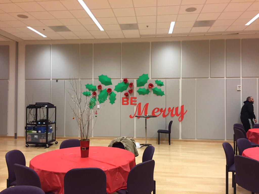 HopeMultiplied's tweet photo. #BeMerry #HOPEholiday http://t.co/WvLtprxc8N