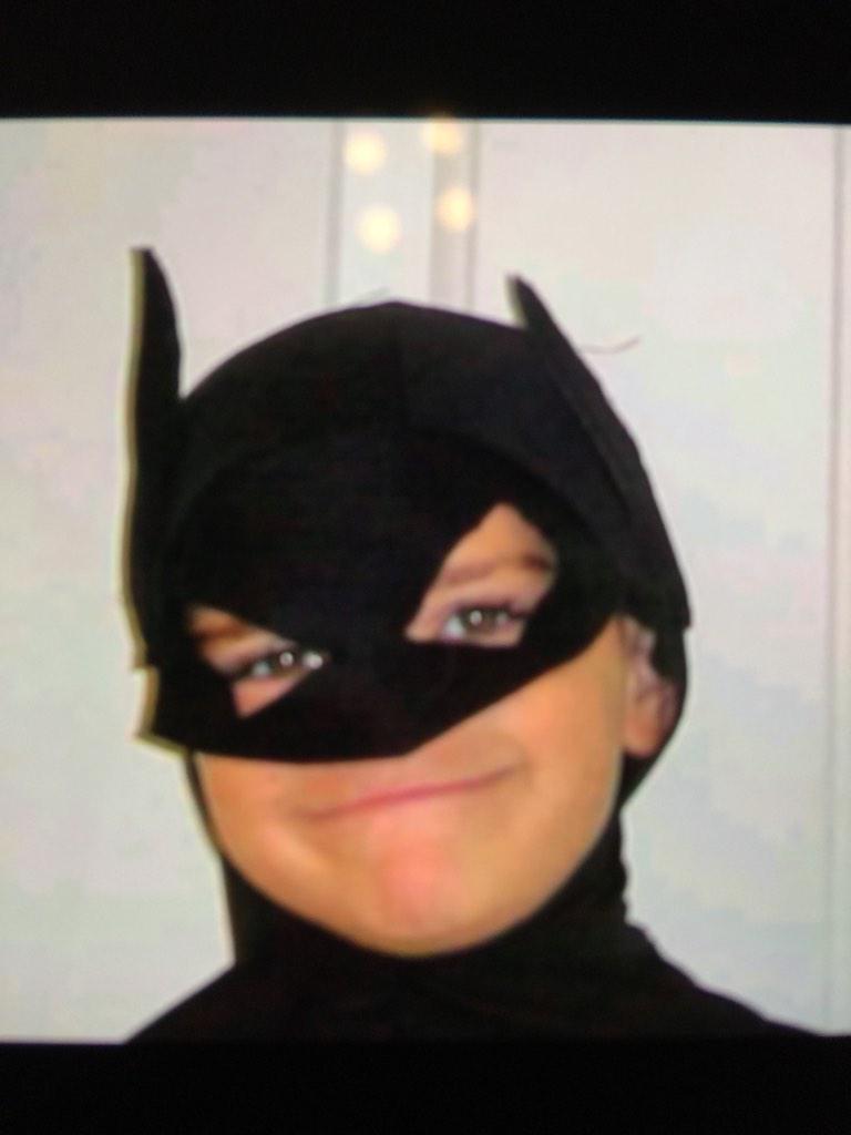 Josh_Harter's tweet photo. So I found this gem on my moms phone. New Twitter avi? http://t.co/r8uH6x3Zxo