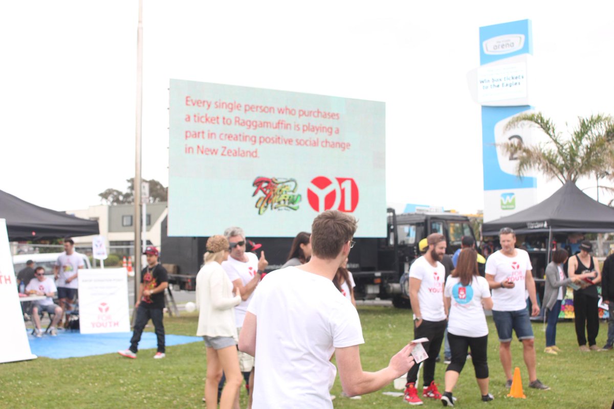 YforYOUTHNZ's tweet photo. @RaggamuffinNZ is donating 1% of every ticket sale to @YforYOUTHNZ. Socially conscious festivals FTW :D http://t.co/37df5ZpLD4