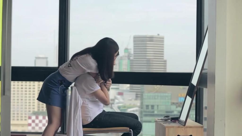 AsherSG25's tweet photo. @aom_sushar @AomSucharat_WRP @AomSusharPH @aomislove @tiniiz @tiniiz_pinas @kimpie_tiniiz @Tiniiz_IFP new movie pls.. http://t.co/DmcmnYw2zI