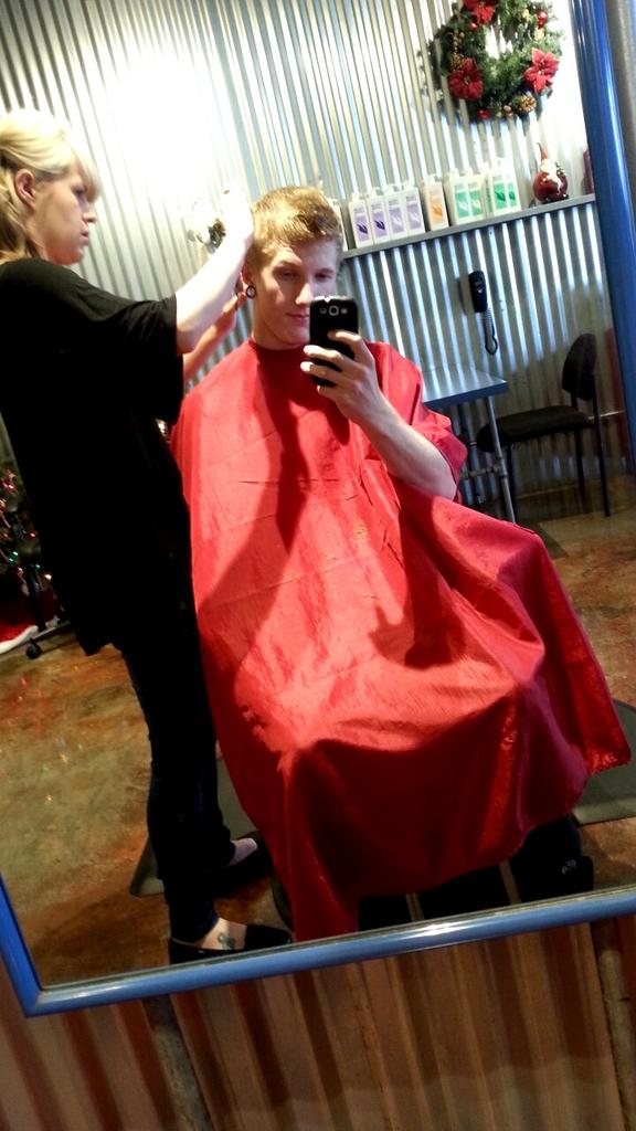 Chandler on Twitter "Haircut. http//t.co/RKdImAIXgF"