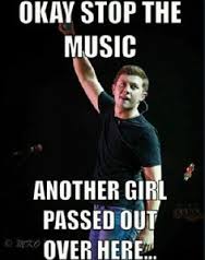 hannahhemmings5's tweet photo. #scottymccreery 
#awesomeness
#beutafulvoice
#beento1ofhisconcerts
#voicelikeagod
#scottycookemccreery
#awesomenessss http://t.co/Q8Lc3qhAWf