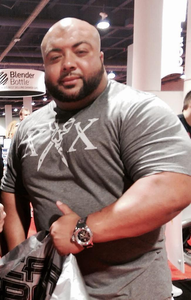 lwthemachine's tweet photo. @blackmarketlabs ULTIMATE UNDERDOG AKA #SONOTPHILHEATH #powerlifter #benchpresser #roadto700 #sponsorsmkithappen http://t.co/VRBPPM3roQ