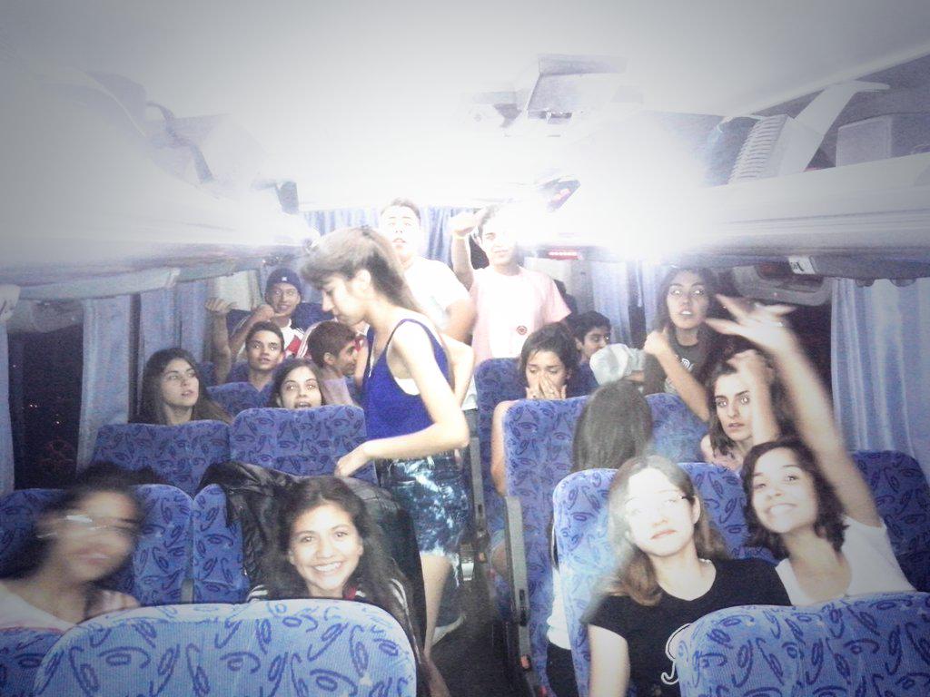SecDeBloquePJ's tweet image. Hoy divisiones d ColegioN1 y SanMartin viajaron a Embalse, ya disfrutan d su viaje de egresados #Estudiantina2014