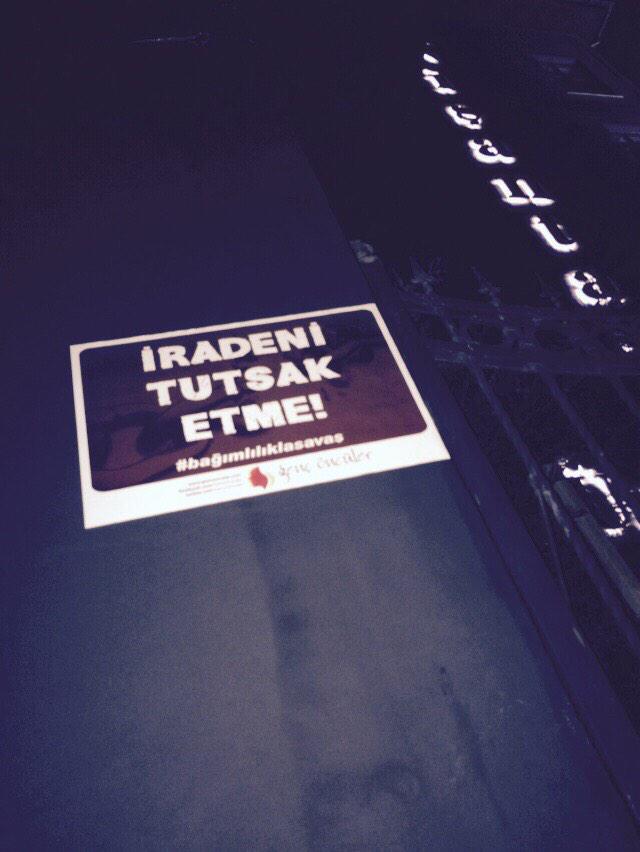 GencOnculer's tweet photo. Nişantaşı Üniversitesi #bağımlılıklasavaş iradeni tutsak etme http://t.co/dWfAYJ0fpN