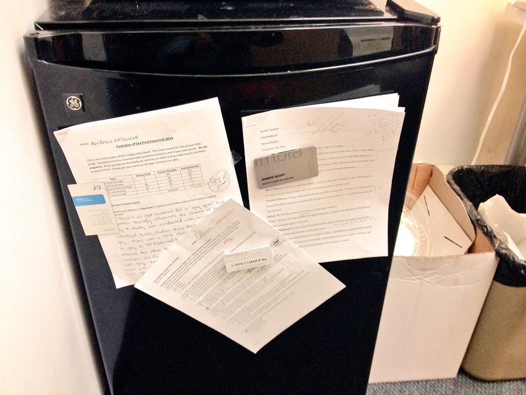 carolinesyrup's tweet photo. Finals are over so I made the students in my office hang a grade they're proud of on the mini fridge. #thatboss http://t.co/8sbIrQrFZD