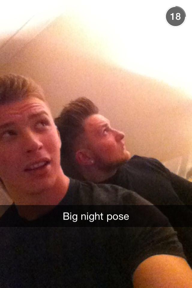 Luke__Trainer's tweet photo. A standard night out with my boy @RossMckeown http://t.co/hbO34L79oX