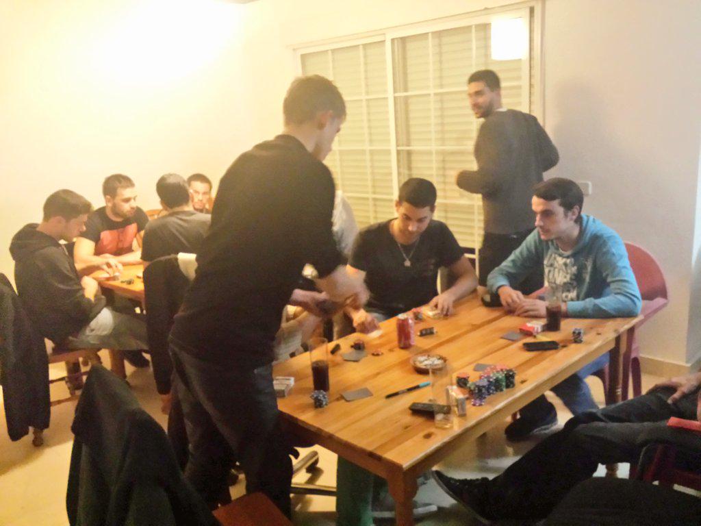 Rixiixi's tweet photo. Esto es Pokerstars!! http://t.co/eNrQvt8NYW