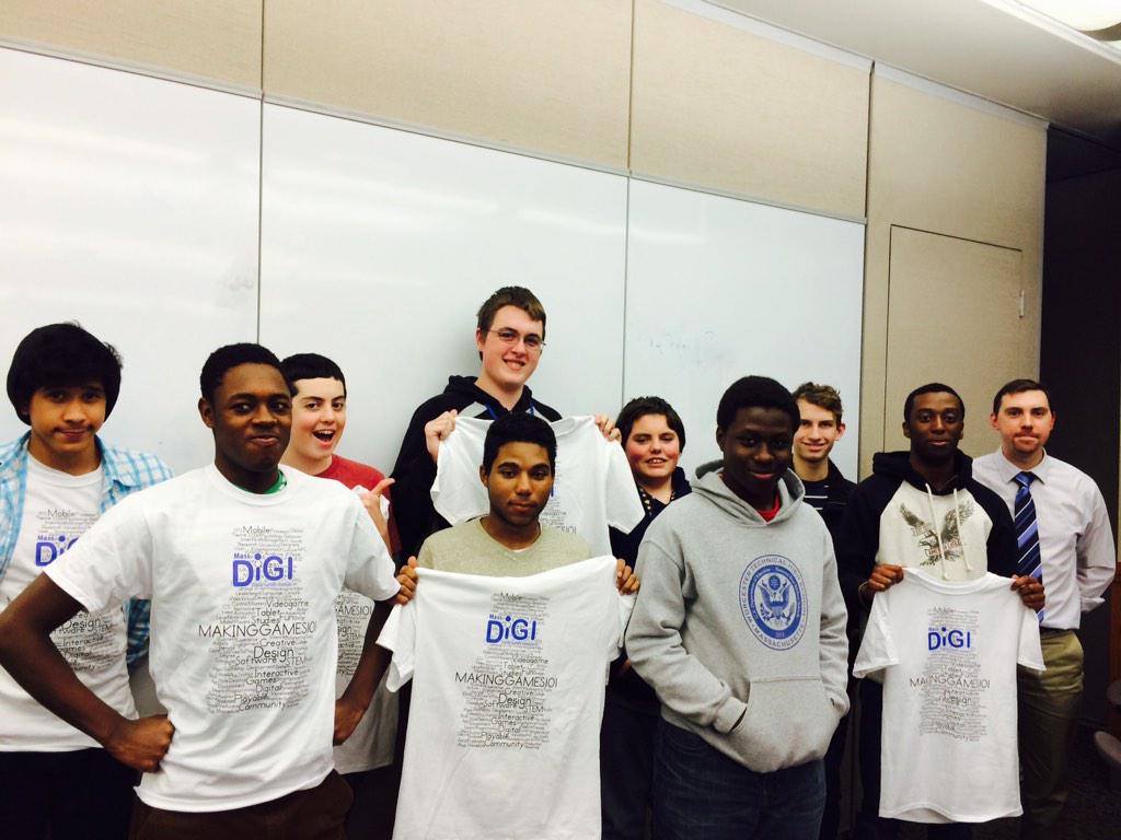 mass_digi's tweet image. Big fun talking games at Worcester Tech High School! Can't wait for more on Wednesday! cc @ESA_Foundation #gamedev