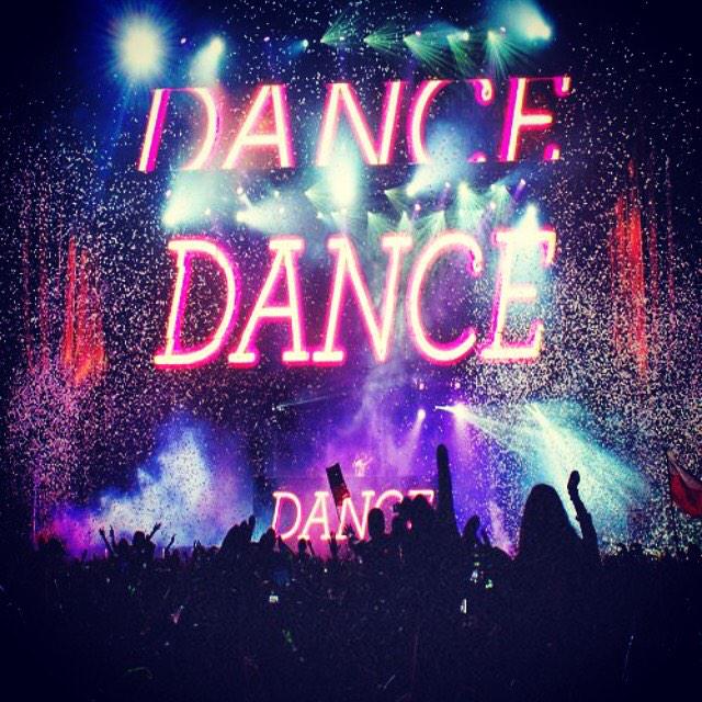 BadKidsCo's tweet photo. Tonight's goal. π #DanceDec #EDM #NYC http://t.co/gPQkVOnXTX