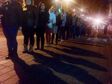 Kütahya'da yalnızlar ordusu 5 kişi katıldılar yayına.Yakşaşık 50 kişi oldular.Yalnızız biz diyerek yürüyorlar #matrax