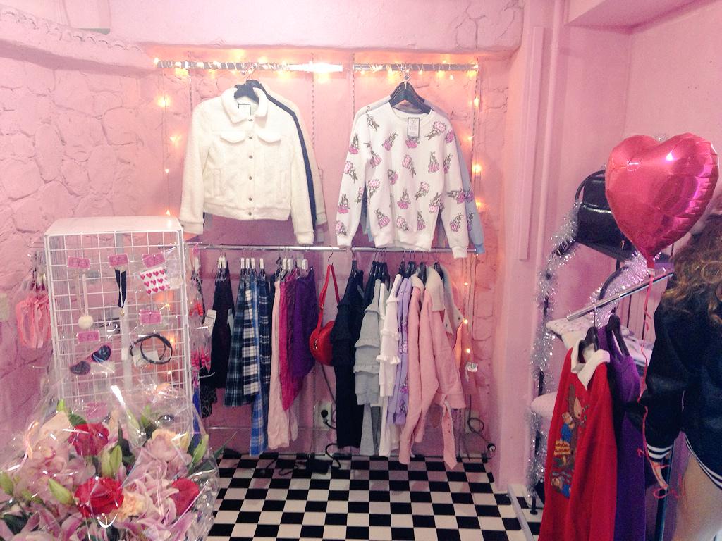 Aileron_dg's tweet photo. まもなく11:00よりオープン致します！原宿店店内をチラ見せ💓
ご来店が難しい方も、お電話とメールでの店舗通販を承りますのでお気軽にお問い合わせ下さいませ☆
☎️0364470282
💌info@aileron-dg.com http://t.co/YXjJVLWafD
