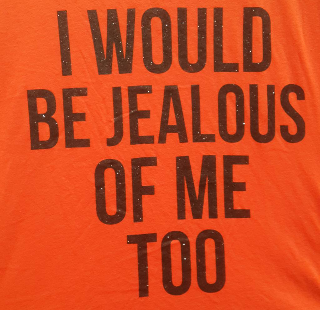 Happy bday naam genoot hoOp jy het n wOnderlike dagie,hier is vir ons n prentjie hehehe Gaan gRoot 