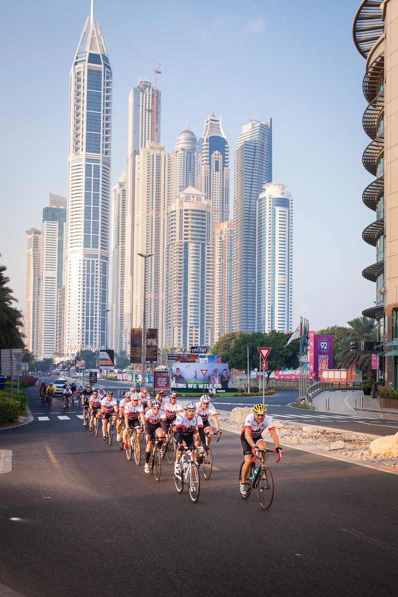 TeamLMT's tweet photo. #TeamSWR rides the @SpinneysDubai92 with @RAKBANKlive @mulebar @SilverbackUAE and @DxbPhysio @petrawiltshire http://t.co/12PZgst25D