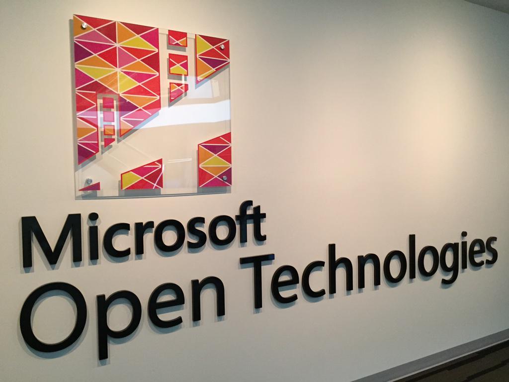 ChrisSmith_Life's tweet image. Meetings all day at @Microsoft #OpenTechnologies , big things coming! @STQRY