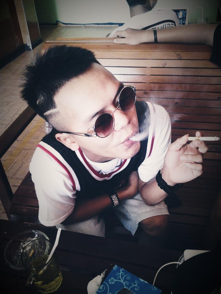 Peppysnops_zs tweet media