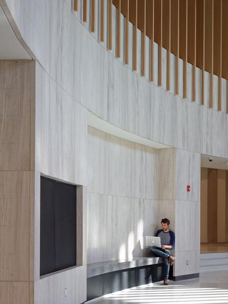 cheplu's tweet image. #Courtyard Gets To Be ... - 295luv.com/architecture/c… #BeTurns #IntoGets #BecomesGets