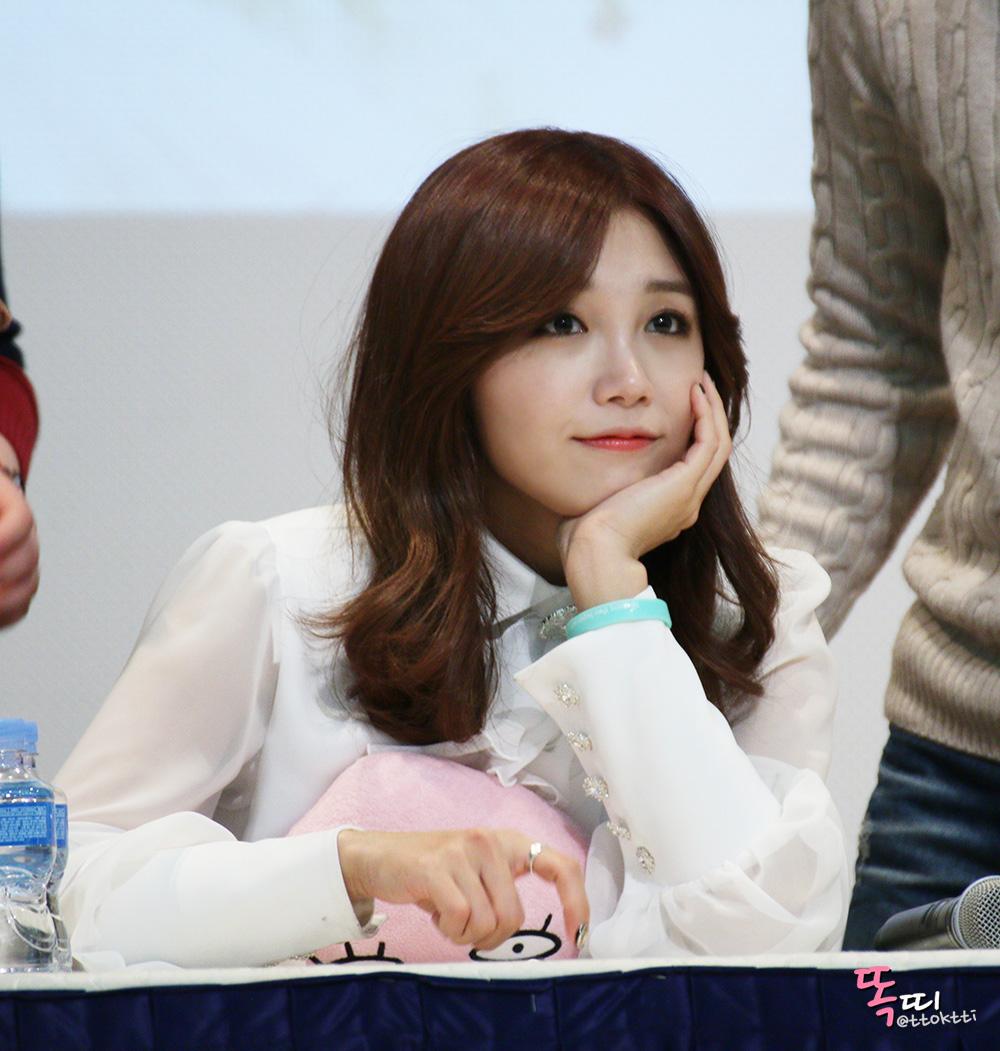 Apink Indonesia tweet media