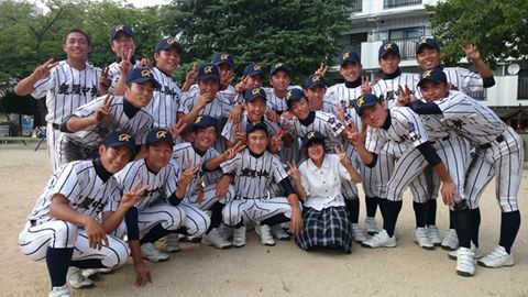 野球垢 鹿屋中央高校 野球部 マネージャー 本田鈴佳さん 面白くて ノリがよく 部員の破れた服を縫ったりして 部員みんなに慕われていたんだ と聞いたことがあります 彼女こそ本当の勝利の女神かも しれませんね Http T Co Ztvqjkpawx