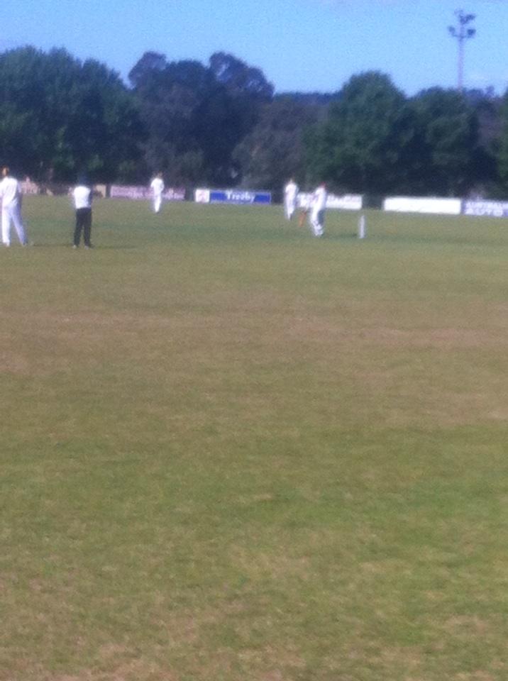 erccroos's tweet photo. Crowle at the crease score is 8/190 with 16 overs left #roovolution http://t.co/3Nw1eNTMHA