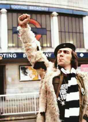 Saw Wolfie Smith using his free bus pass in Tooting earlier. Happy 65th birthday, Robert Lindsay... 