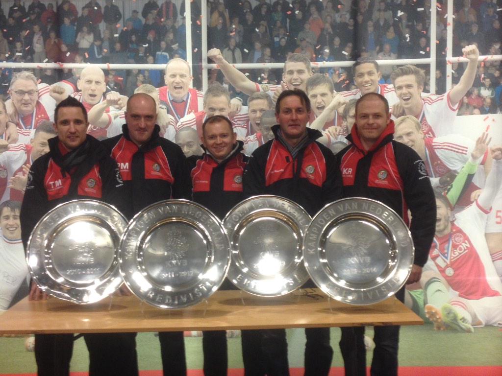 theFCAI's tweet photo. @coachingbadges @BalonAOA @BalonSports @Ajaxacademy #topcourse #developingcoaching http://t.co/6fAlEMzIQQ