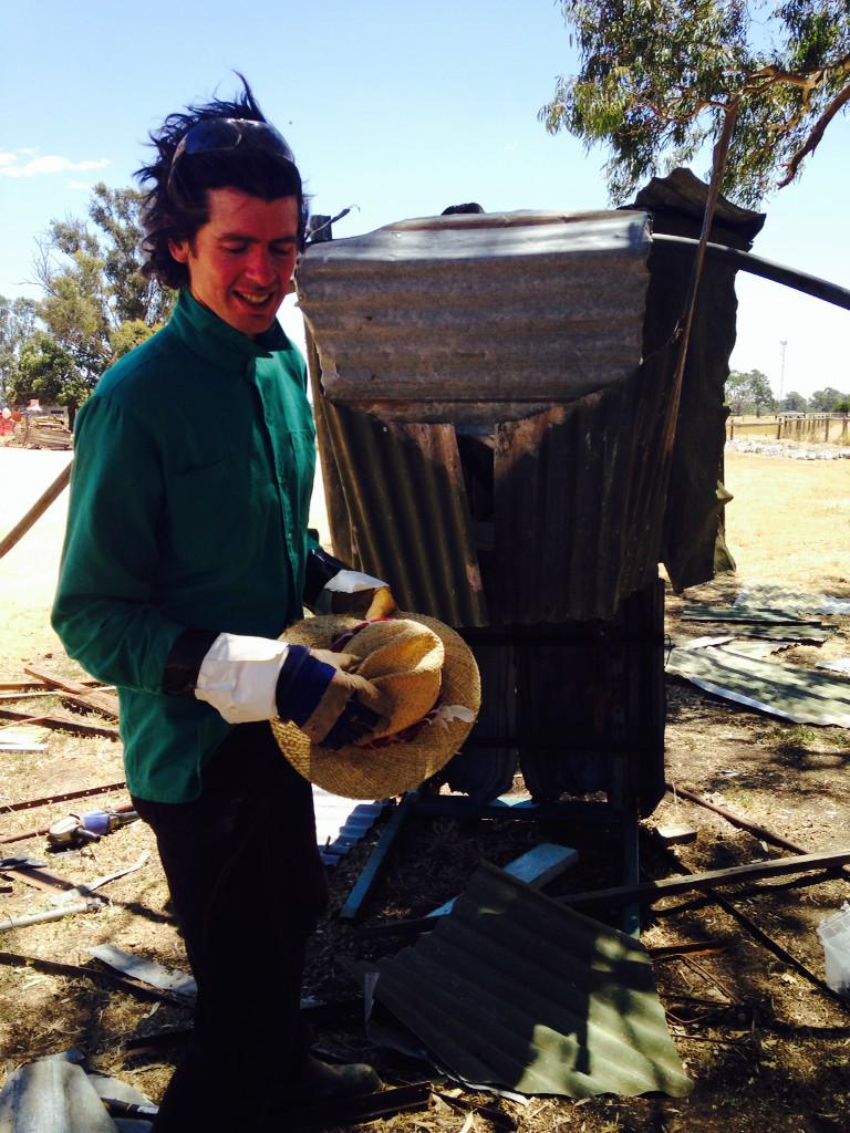 Bellwetherwine's tweet photo. #recycled #stuffed #santa coming to life at Glen Roy thanks to artist @inlikeme http://t.co/oZjCKScBzc