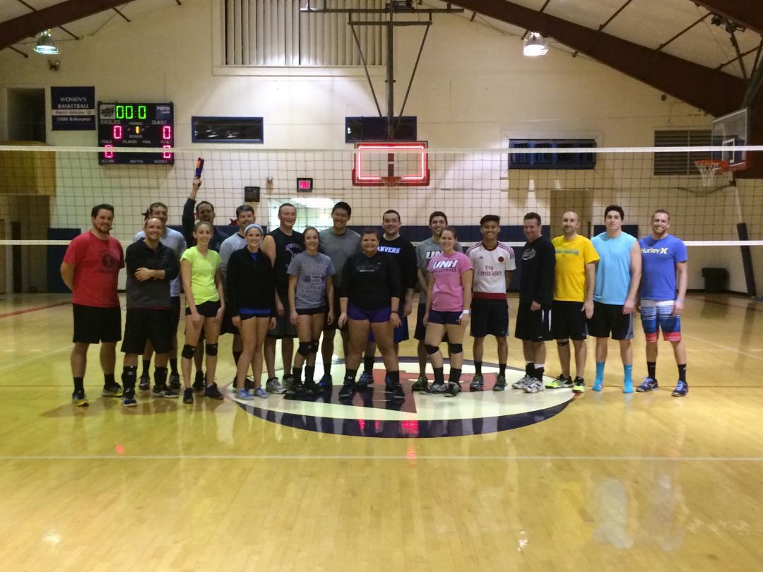 SanSpurs21's tweet photo. #nobetterwaytospendafridaynight #vbtourney http://t.co/zkeQ96hMBn